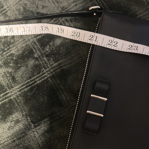 Coach Darcy Bow East West Crossbody Black NWOT - Picture 8 of 12
